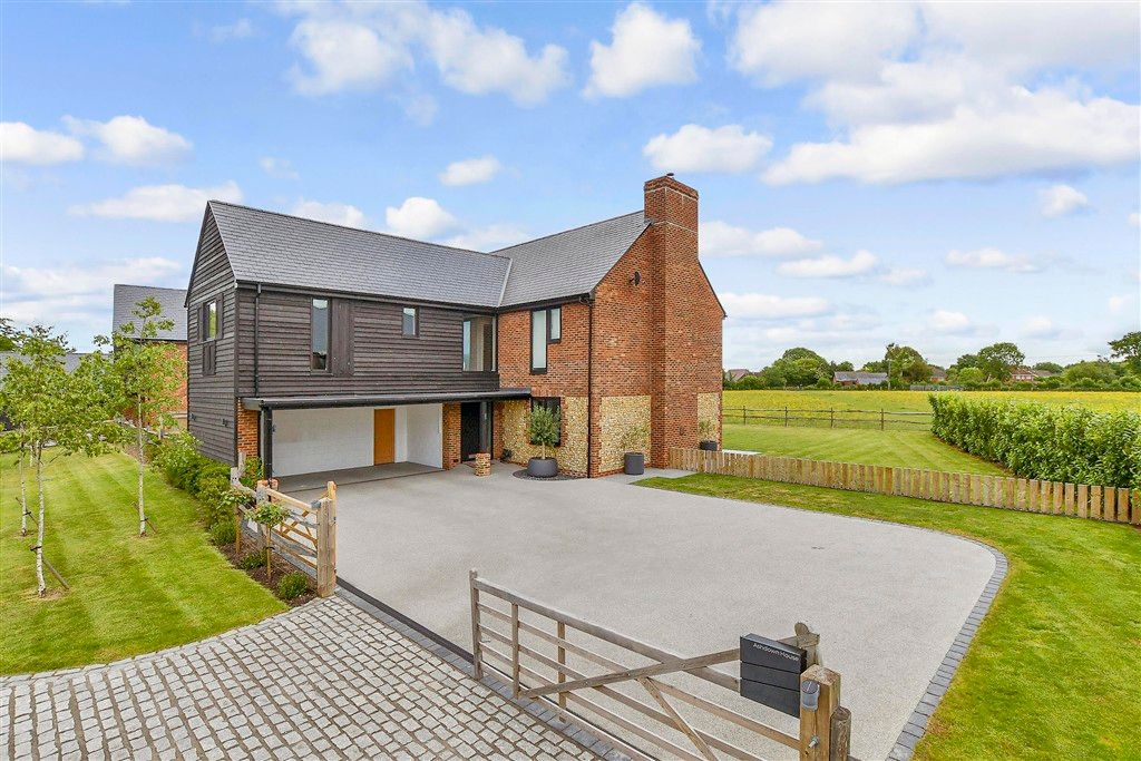 Property photo 3 of 14 Front Elevation