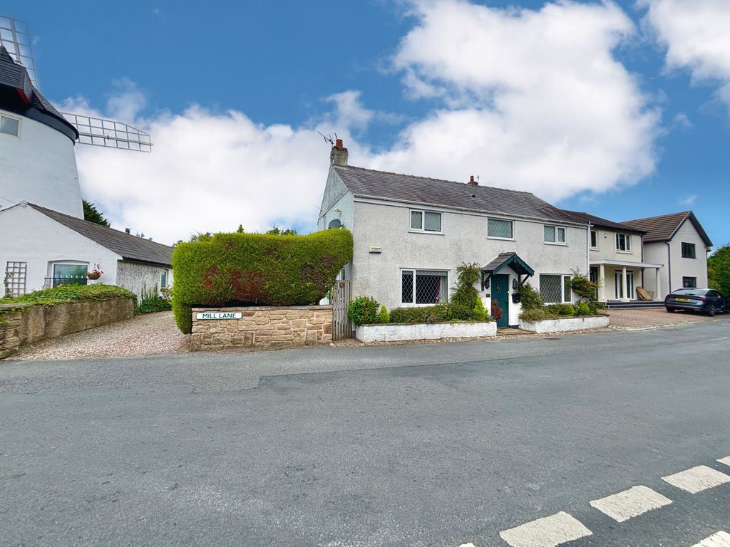 Property photo 1 of 33
