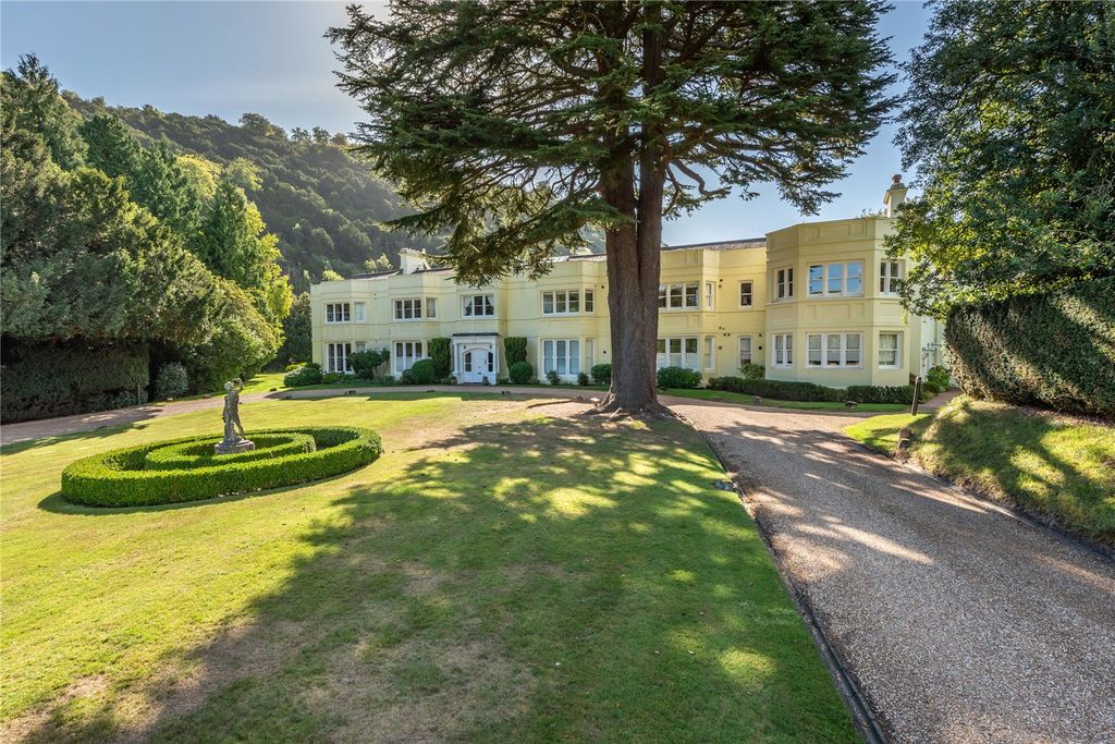 Property photo 1 of 18 Picture No. 01