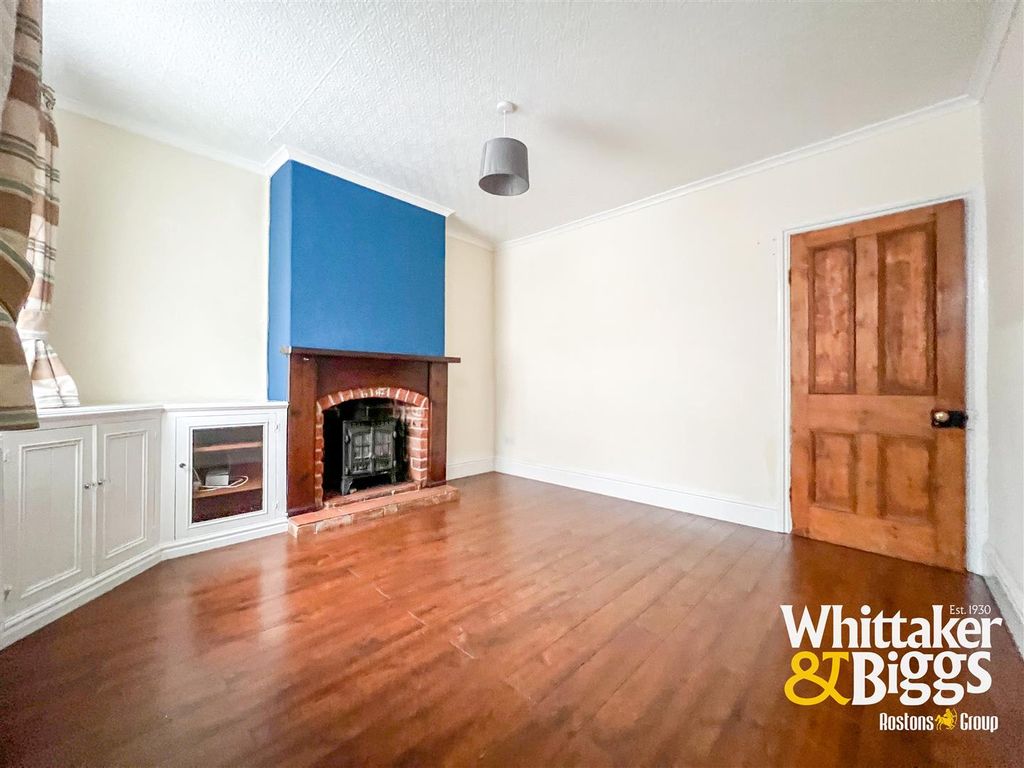 Property photo 3 of 15 Dining Room