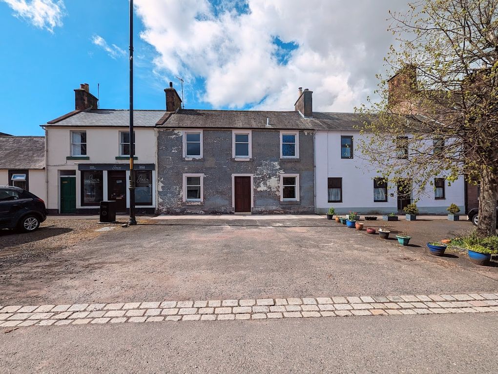 Property photo 1 of 34