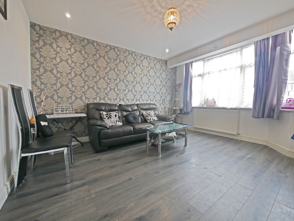 Property photo 2 of 5