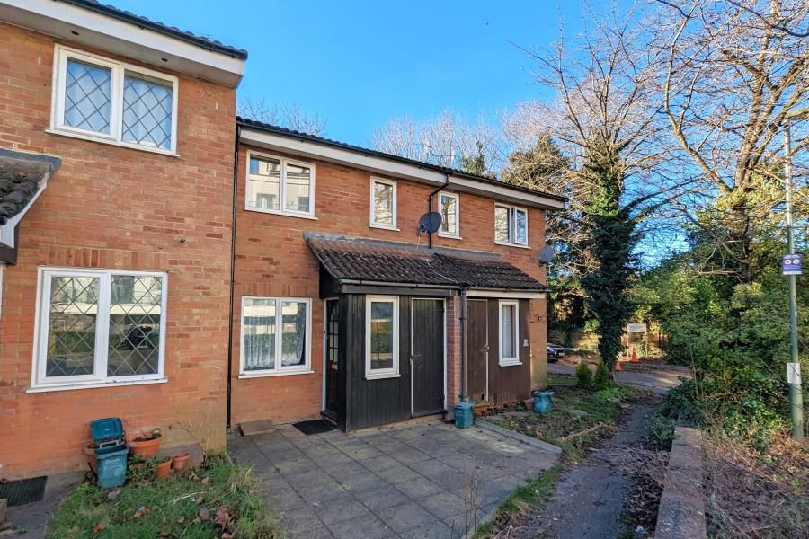 Property photo 1 of 5
