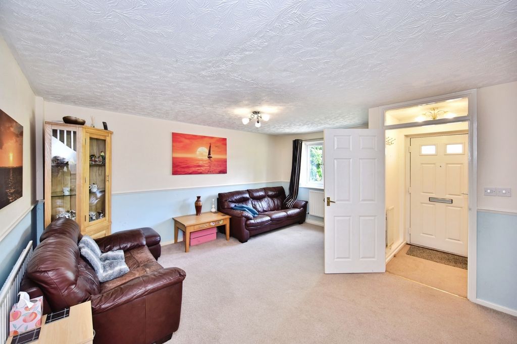 Property photo 3 of 15 Pbox-Img.Jpg