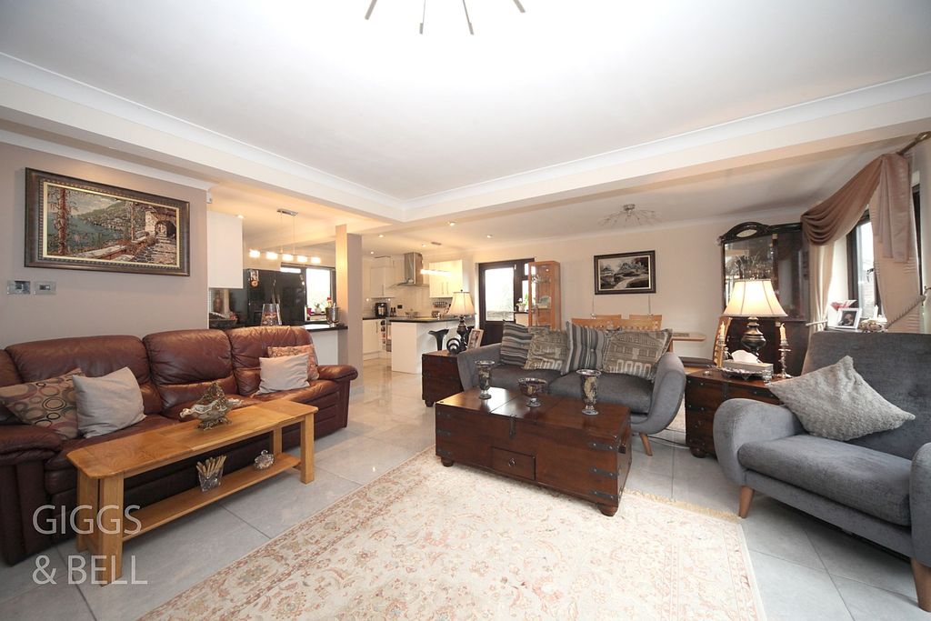 Property photo 1 of 26 1317351