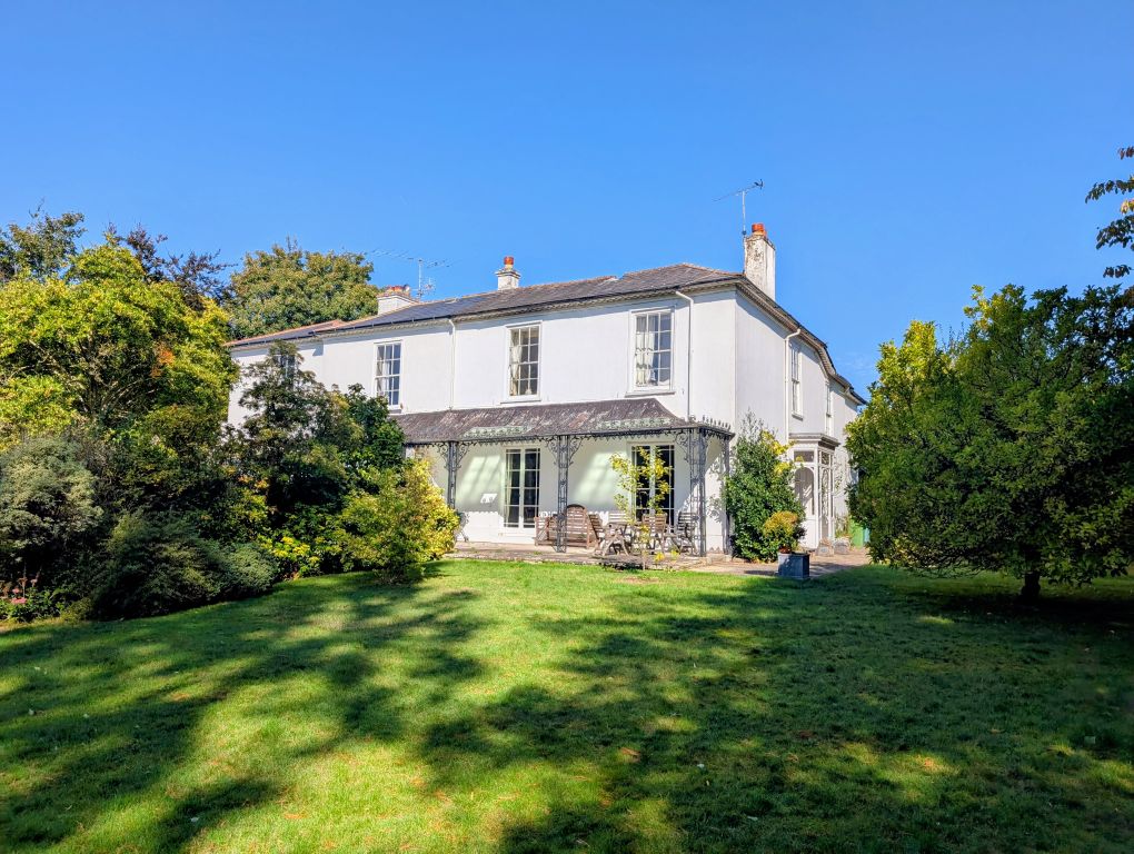 Property photo 1 of 12 1