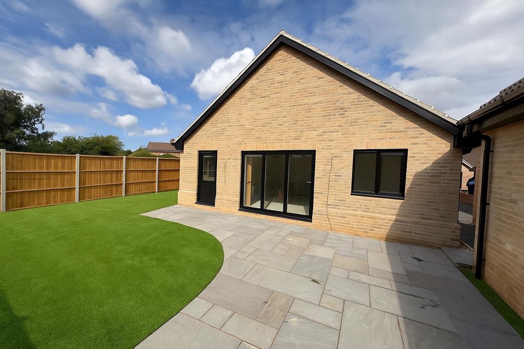 Property photo 2 of 7 5Da38422-1301-42Db-B053-6986Cee379Af.Png