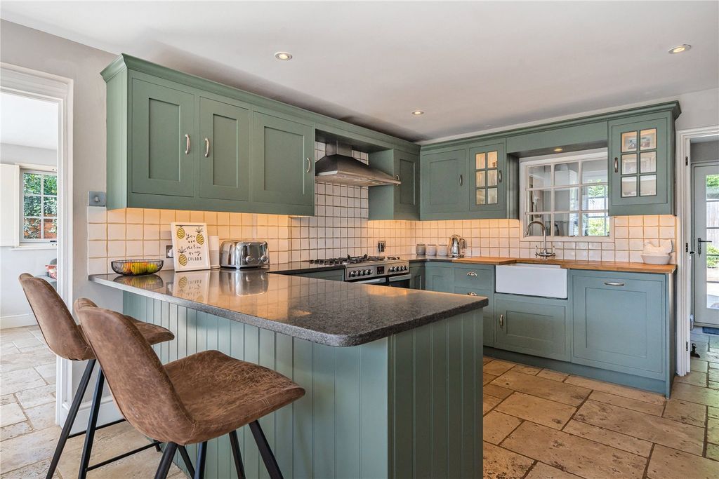 Property photo 2 of 42 Picture No. 06