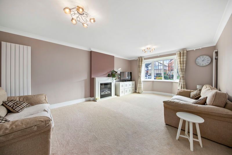 Property photo 3 of 41 Living-Room