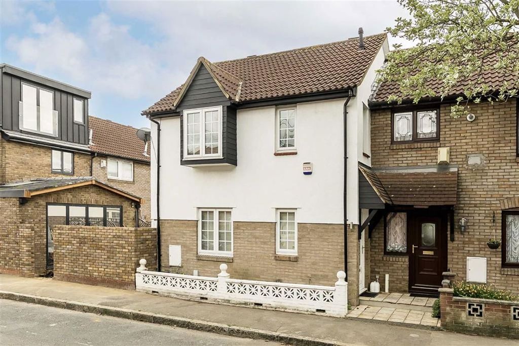 Property photo 1 of 8
