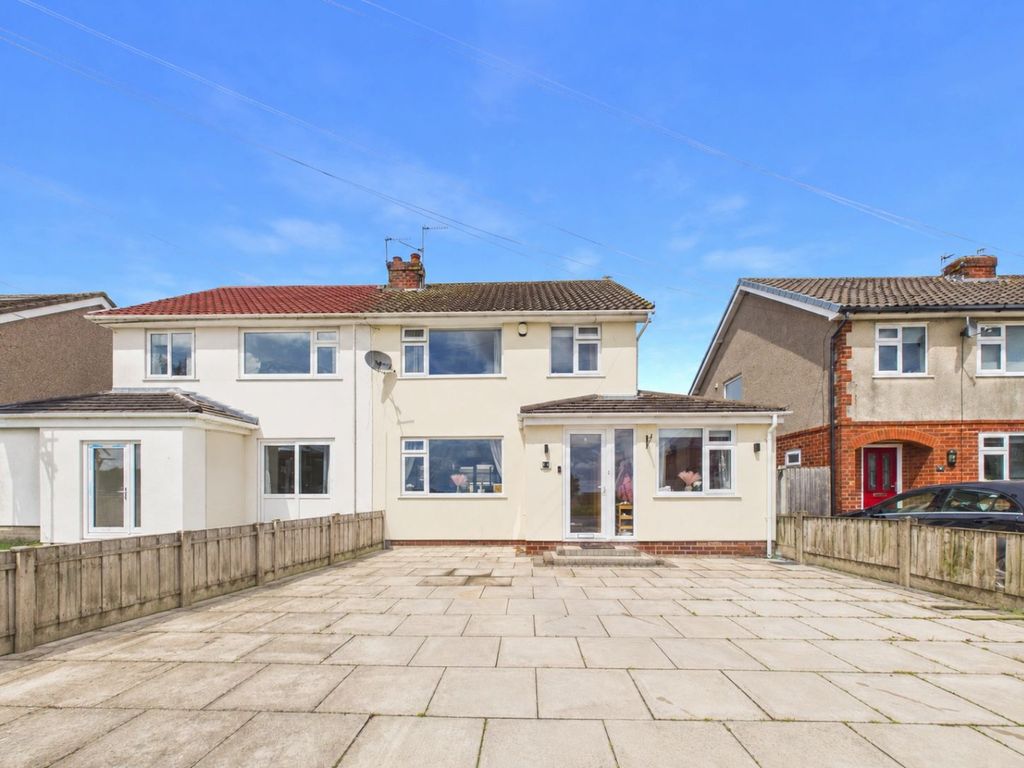 Property photo 1 of 17 4917150