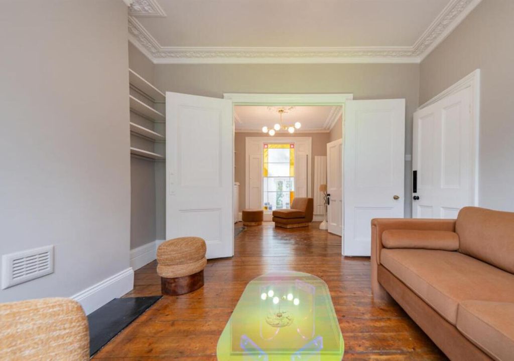 Property photo 2 of 14 Made With Insmind-91636_34206663_Img_00_0000.Jpg