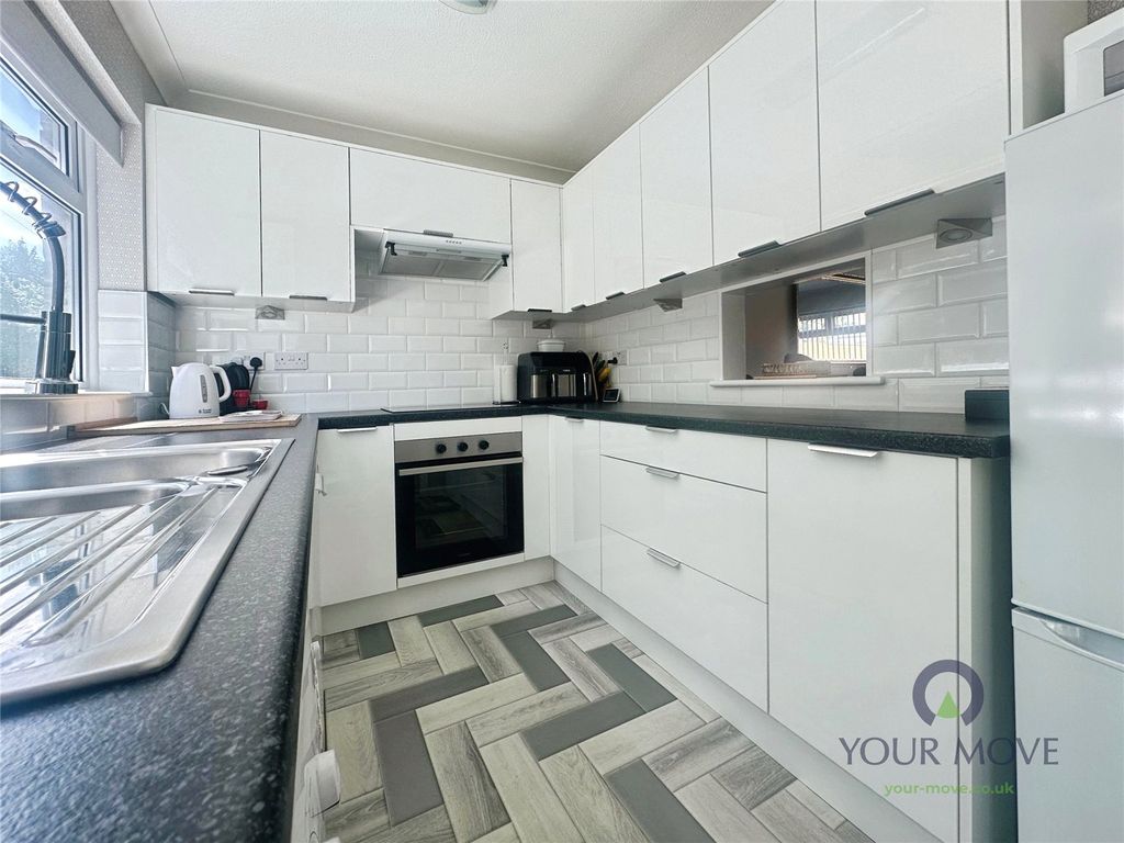 Property photo 1 of 14 Picture No. 09