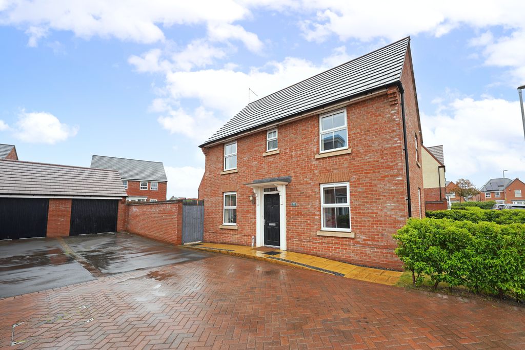 Property photo 1 of 21 Dsc01930 Copy