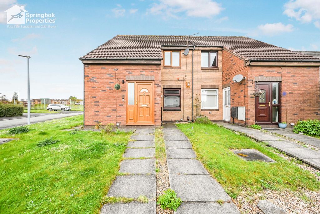 Property photo 1 of 11 Front View