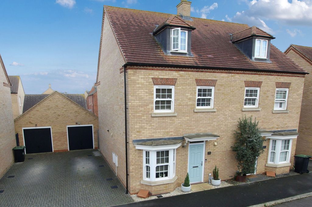 Property photo 1 of 24