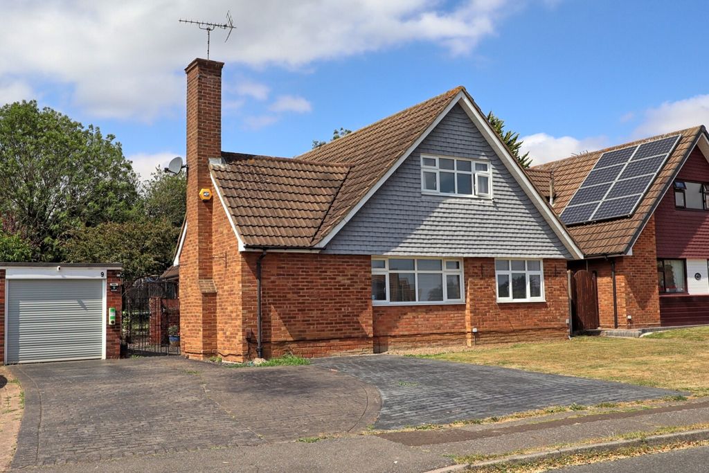 Property photo 1 of 28 Picture No. 03