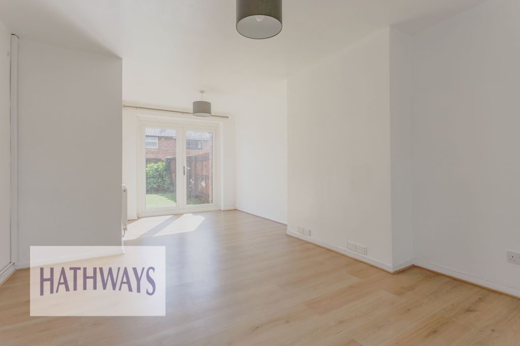 Property photo 2 of 33