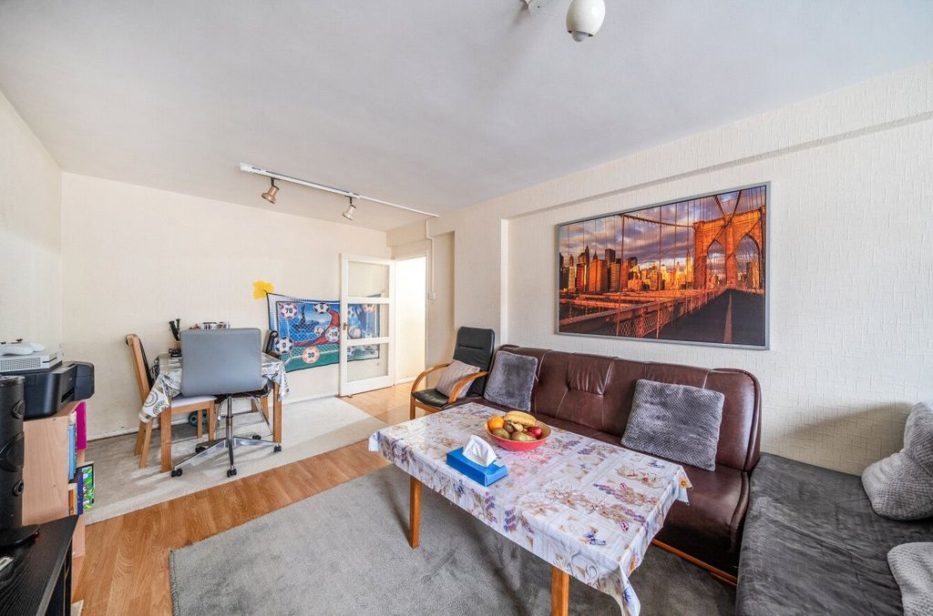 Property photo 3 of 10 Picture No. 04