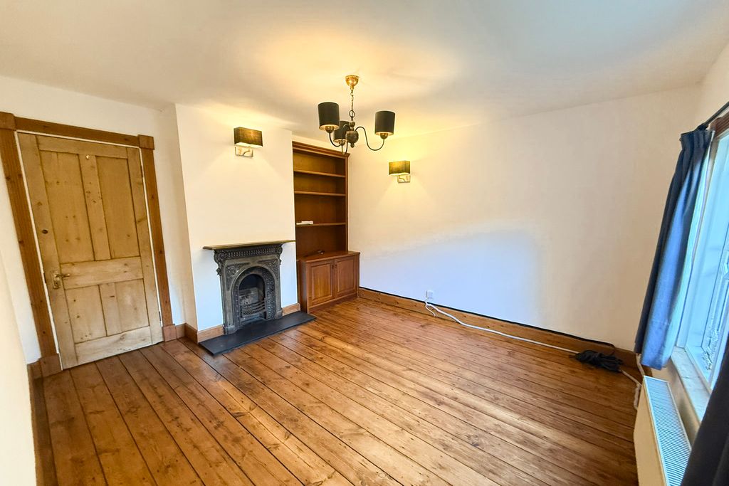 Property photo 3 of 15 Living Room