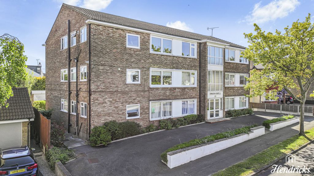 Property photo 1 of 21