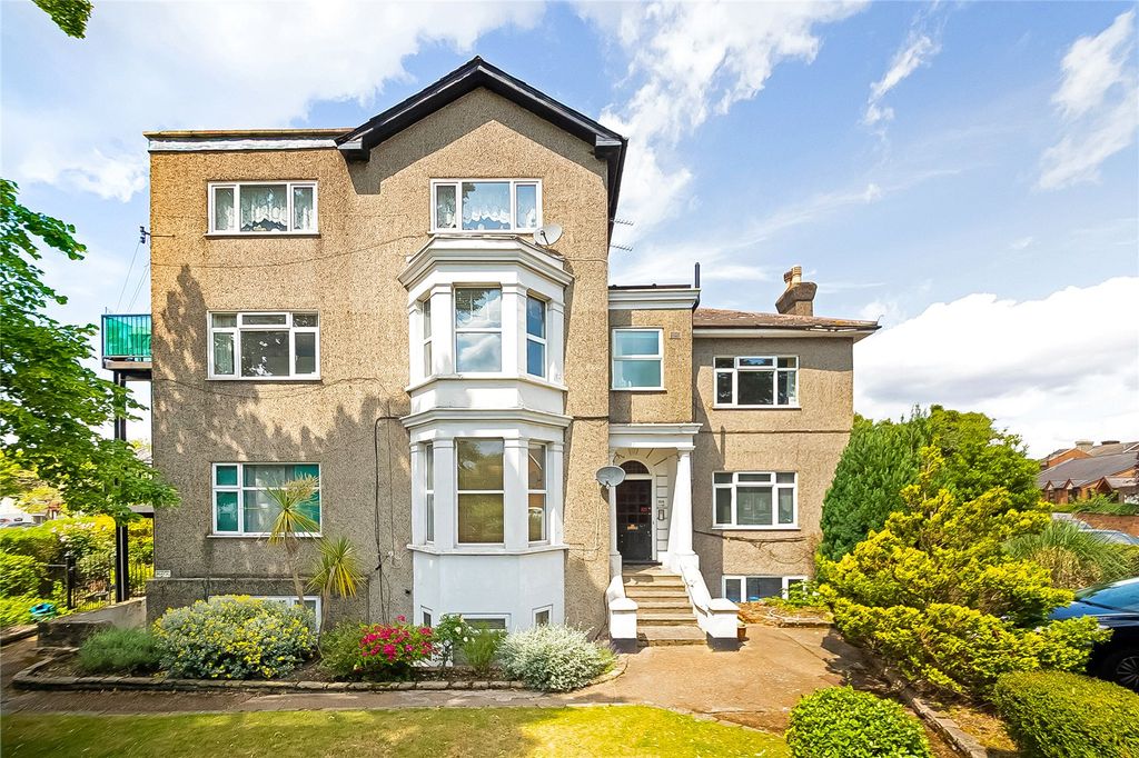 Property photo 1 of 16 Picture No. 01