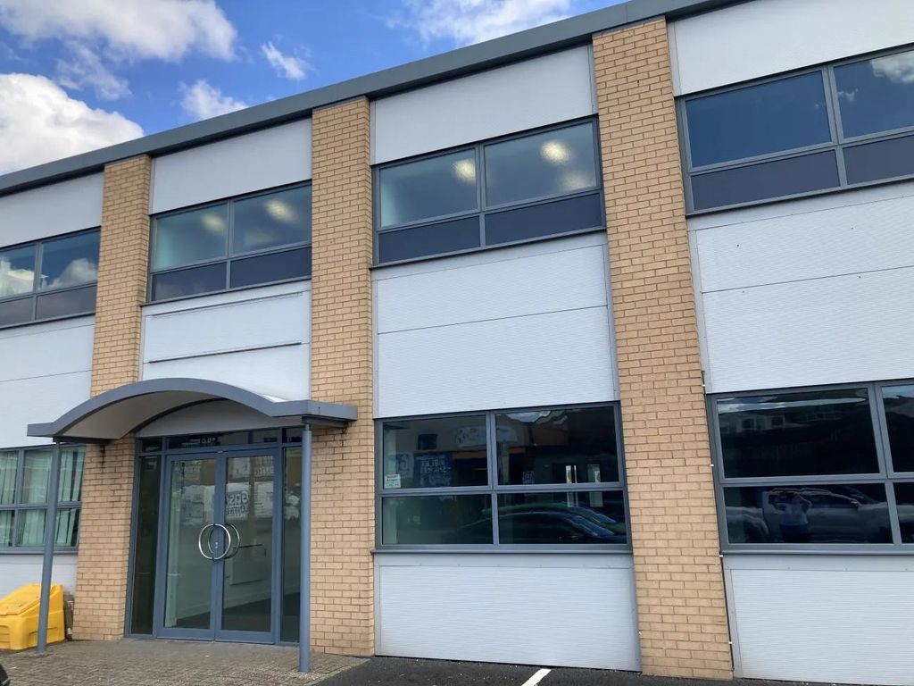 Property photo 1 of 13 Highlands House Ext. Photo.Png