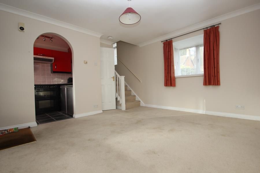 Property photo 2 of 5