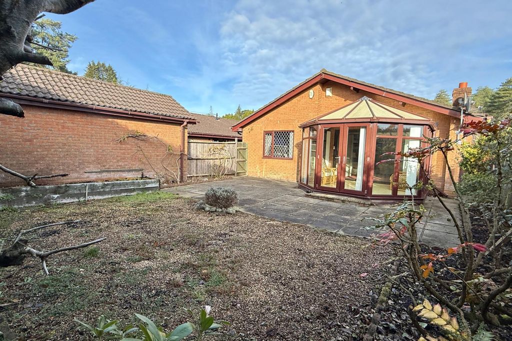 Property photo 1 of 23 3 Bedroom Detached Bungalow