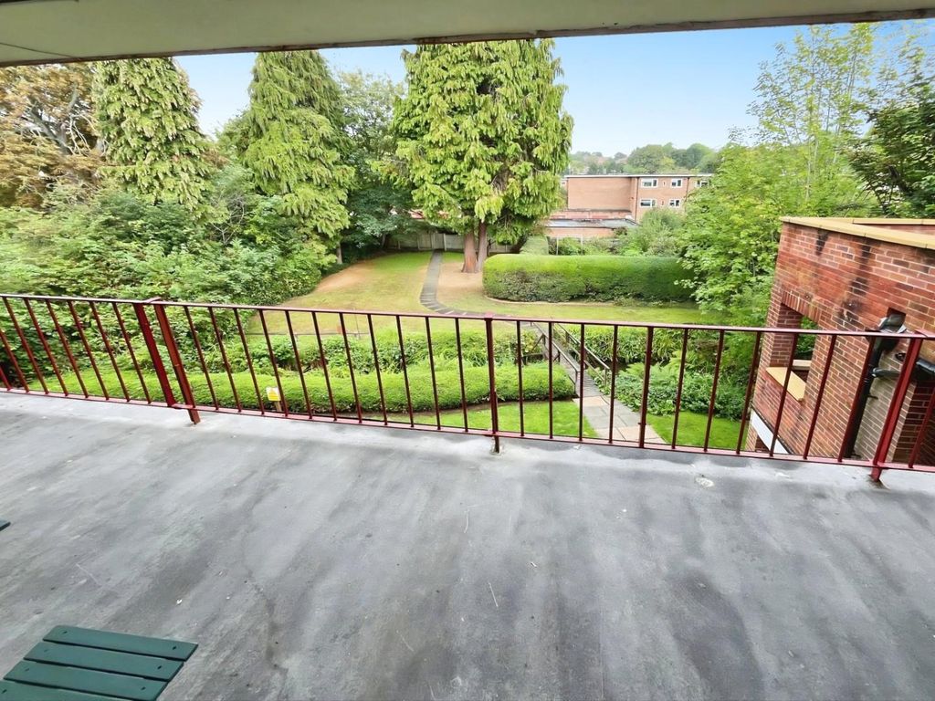 Property photo 3 of 12 B9848E0d-cc9.Jpg