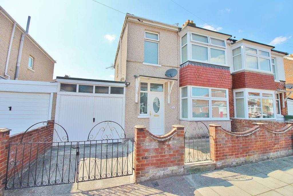 Property photo 1 of 22