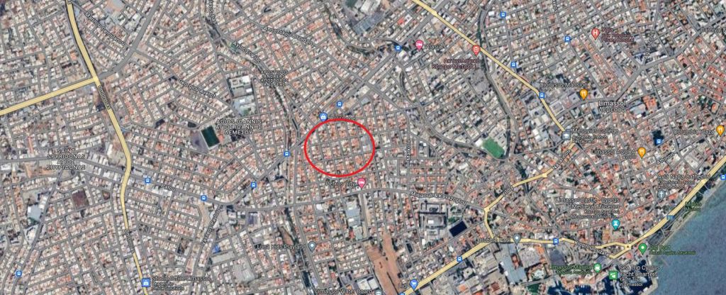 Property photo 1 of 2