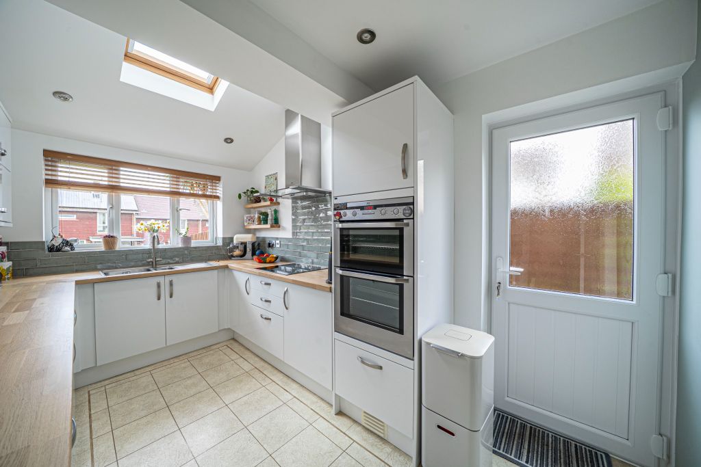 Property photo 3 of 29