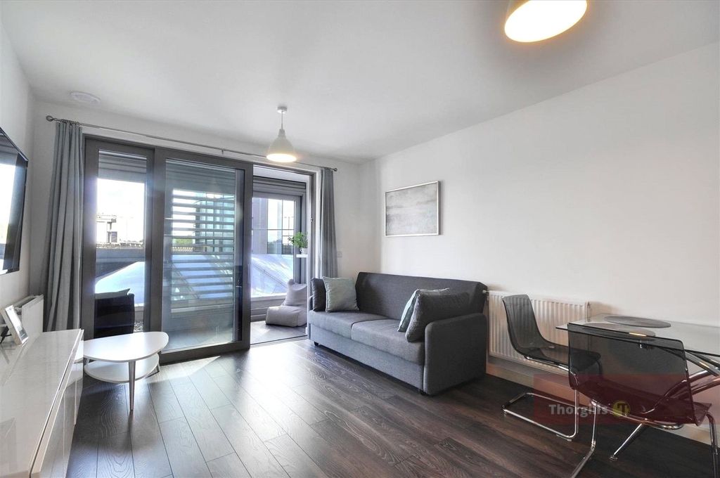 Property photo 2 of 8 Picture No. 02