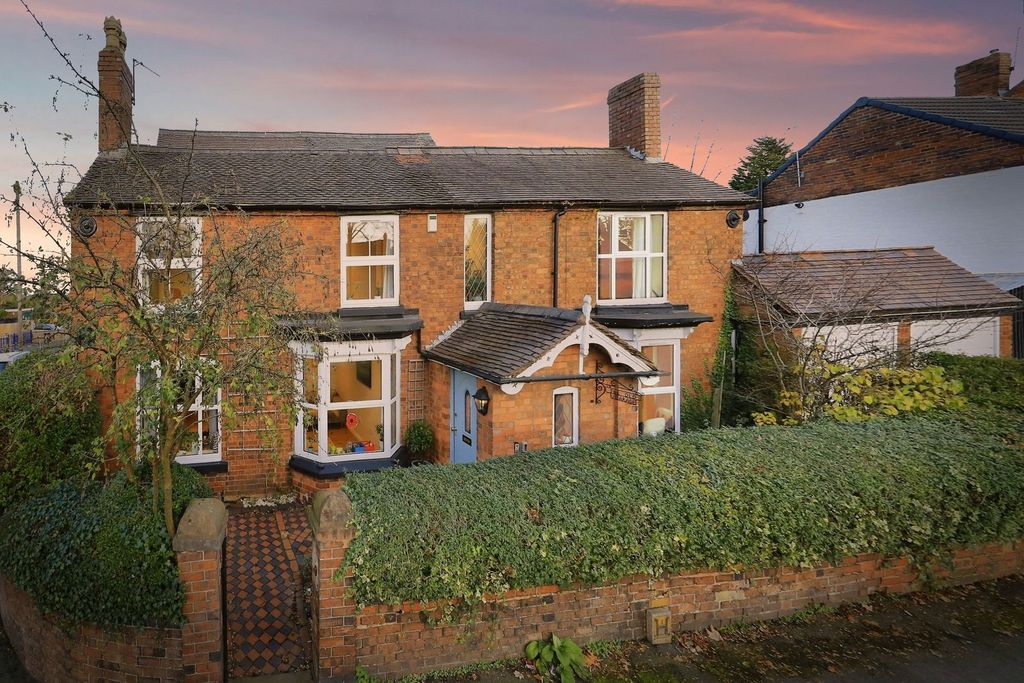 Property photo 1 of 39