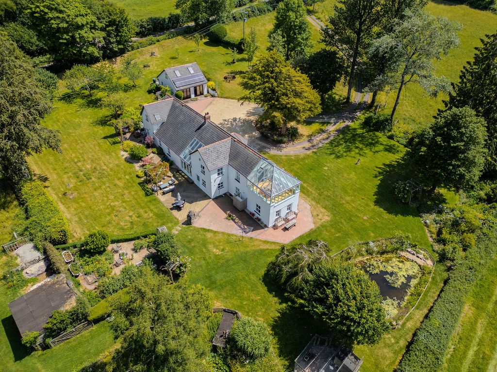 Property photo 1 of 48
