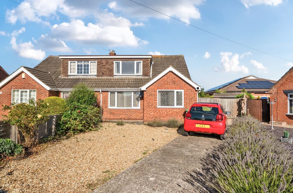 Property photo 1 of 11 1355167-1-68c3E4Ac6Df9c