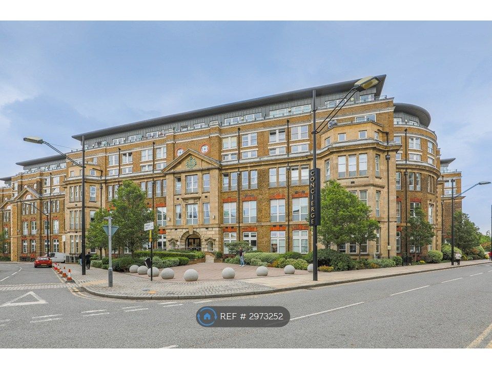Property photo 1 of 22 Building Main Entrance