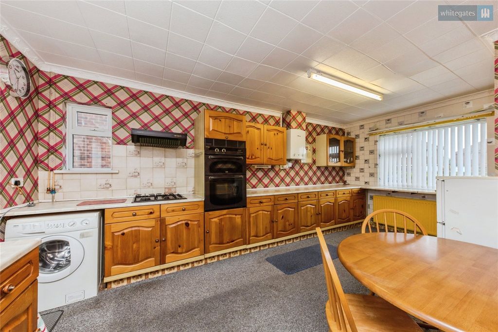 Property photo 3 of 16 Picture No. 18