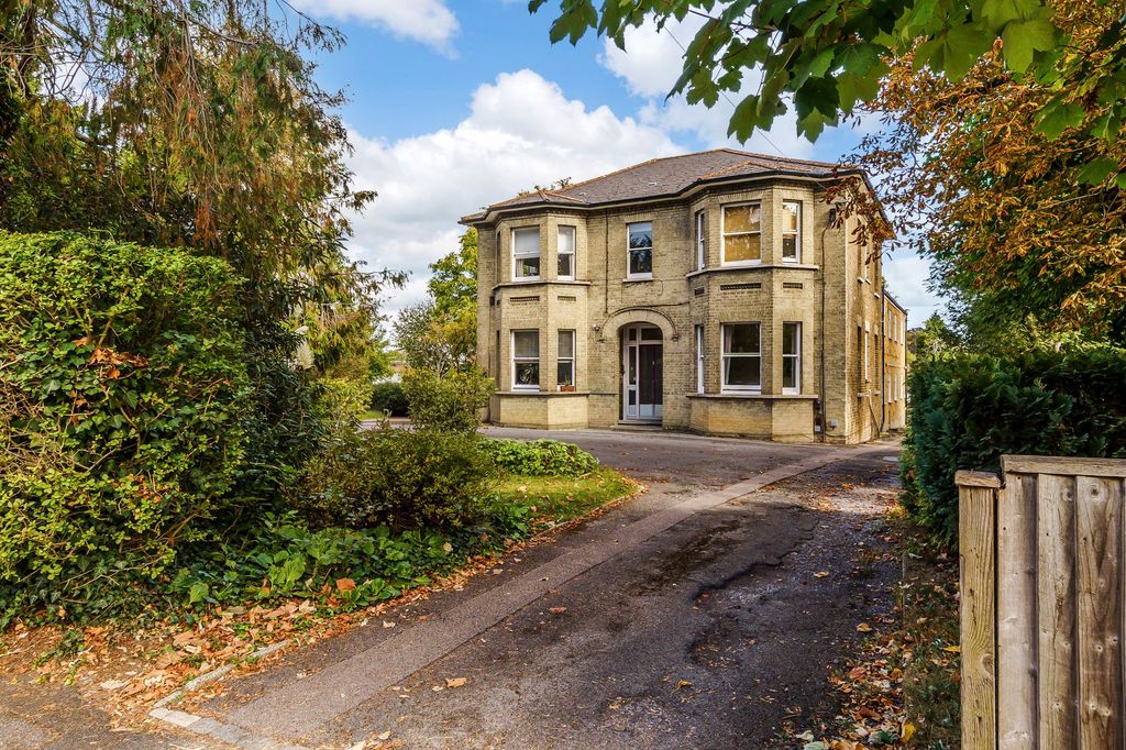 Property photo 1 of 15