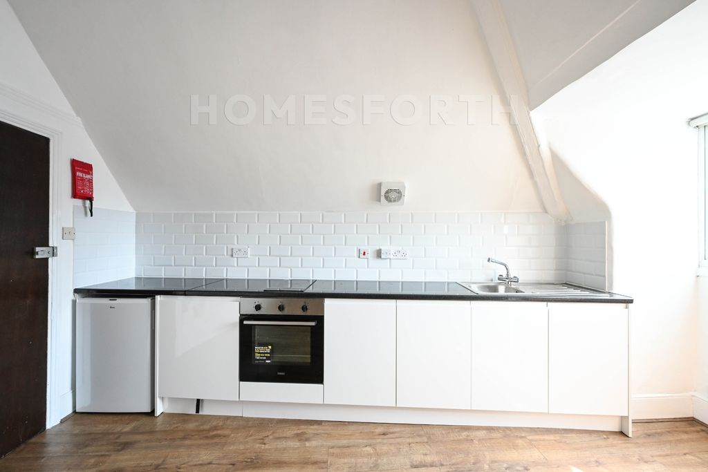 Property photo 2 of 6 Photo 2