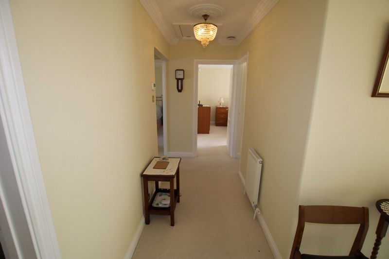 Property photo 3 of 14 3 Queens Drive