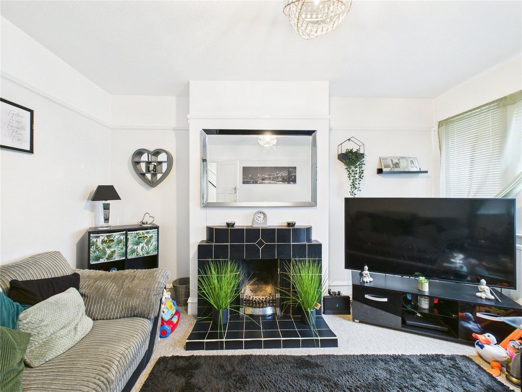 Property photo 3 of 22 Picture No. 09