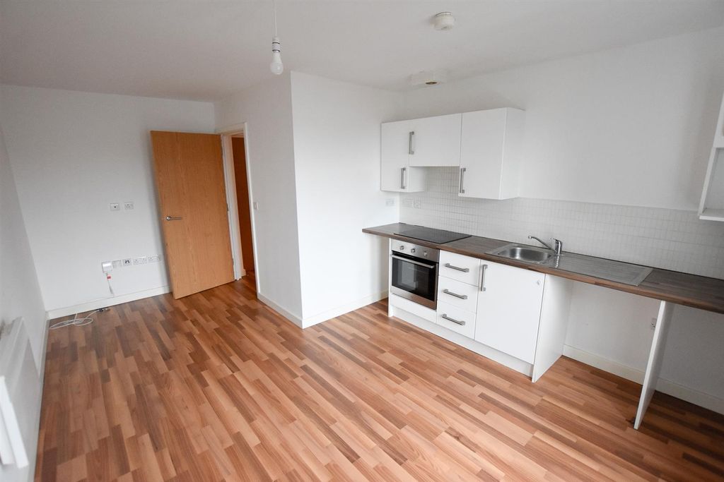 Property photo 3 of 8 Dsc_0006.Jpg