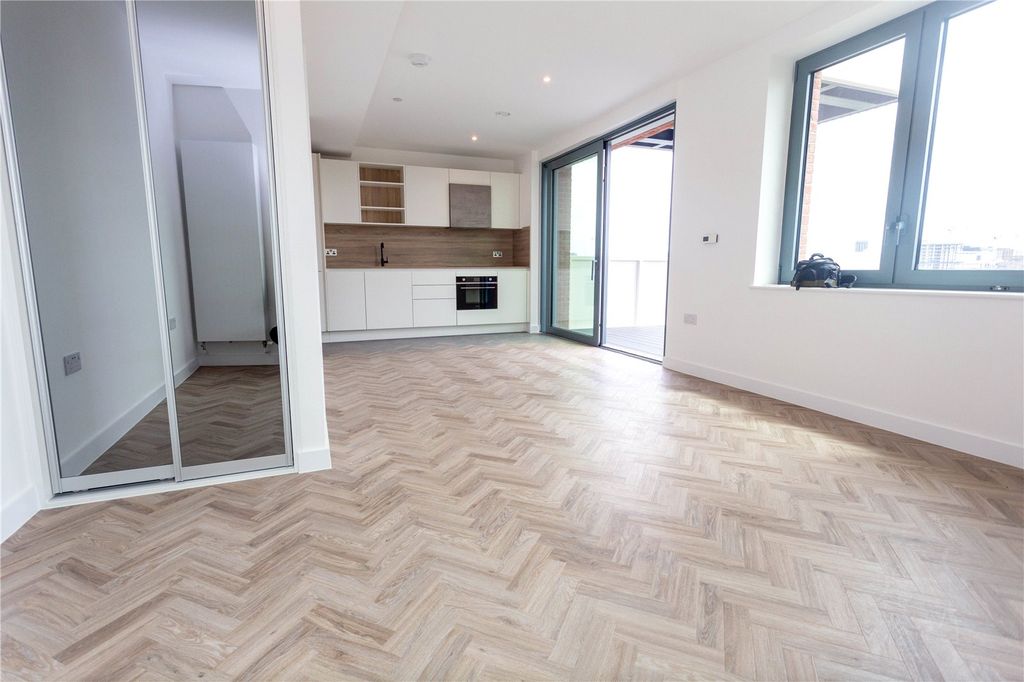 Property photo 1 of 17 Picture No. 07