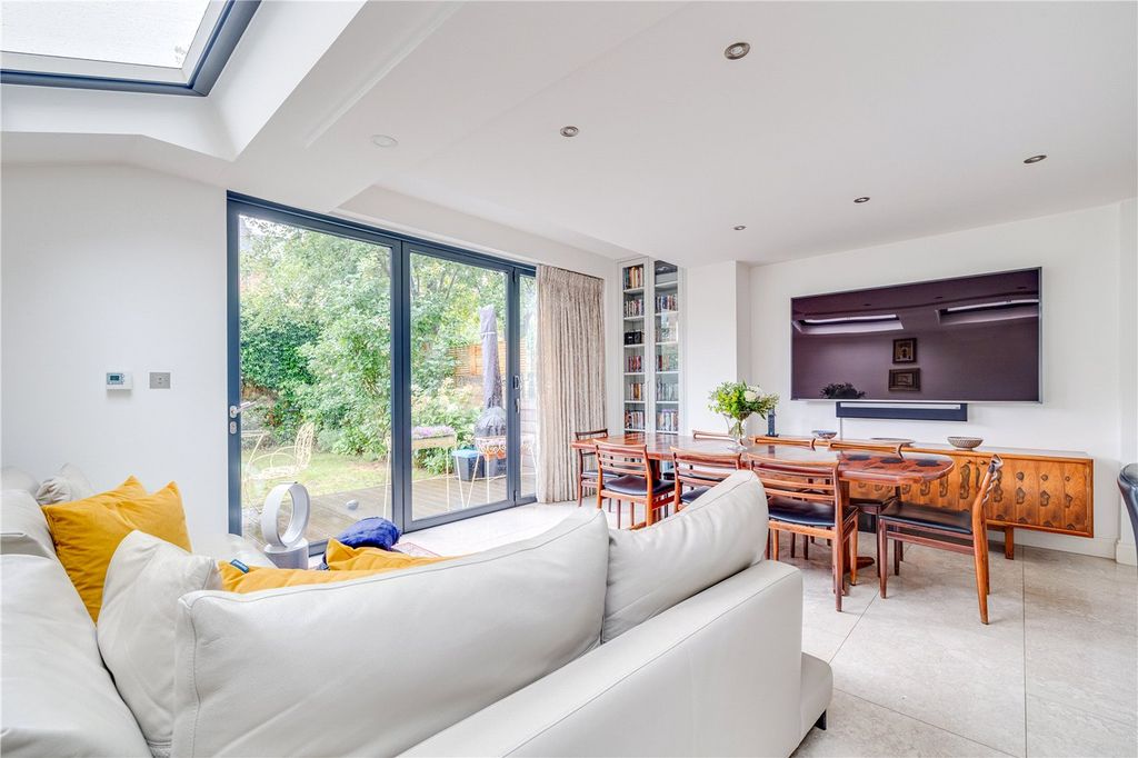 Property photo 3 of 12 Picture No. 09