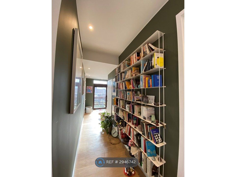 Property photo 2 of 24 Hallway With Krossing Shelving