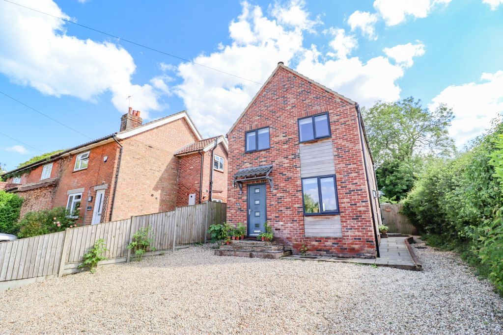 Property photo 1 of 36 4198740