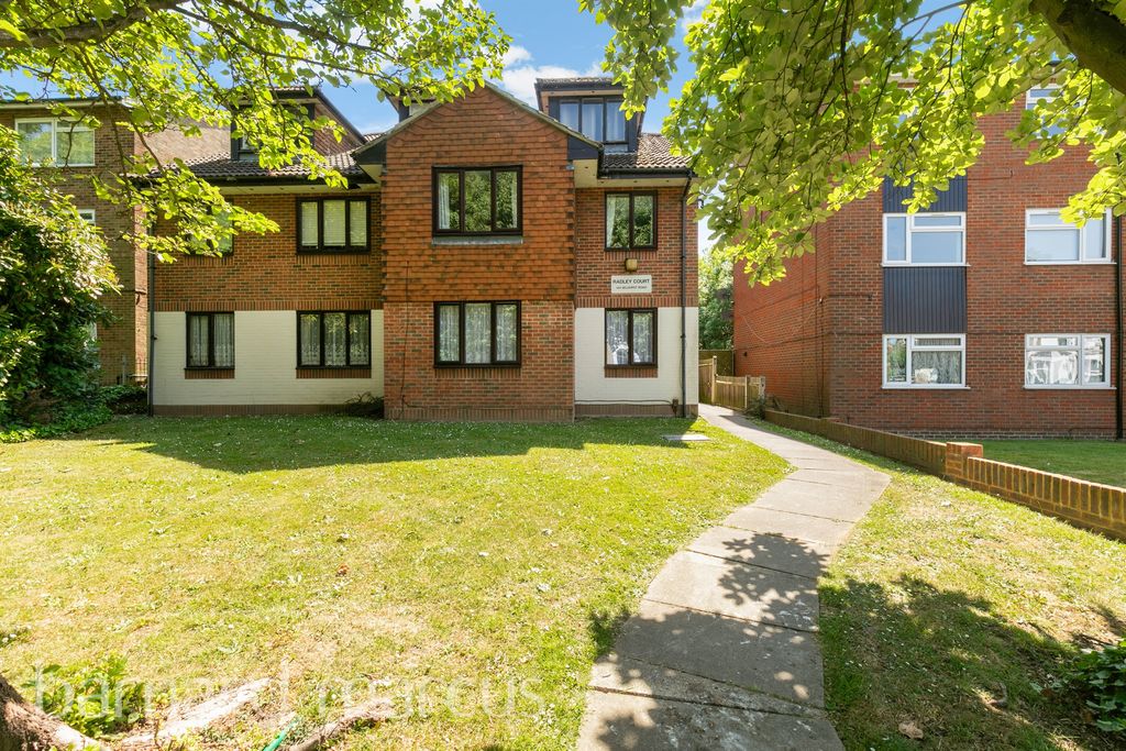 Property photo 1 of 8