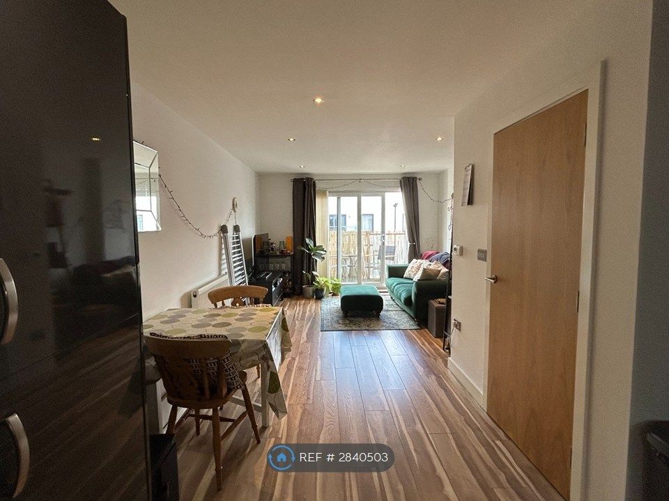 Property photo 1 of 15 Lounge/Kitchen